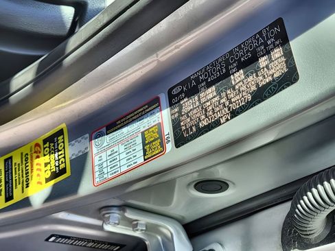 Used 2020 Kia Soul S image 32