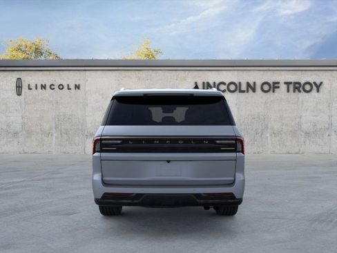 New 2026 Lincoln Navigator L Reserve image 5