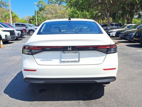 New 2026 Honda Accord SE image 5