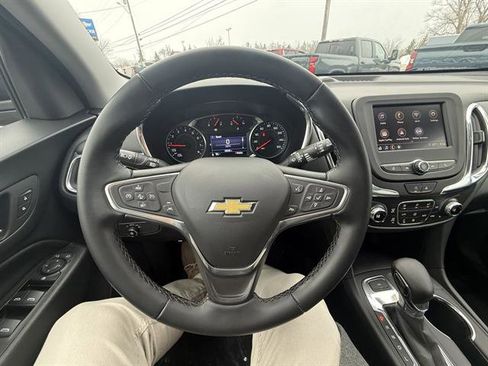 Used 2023 Chevrolet Equinox LT image 35