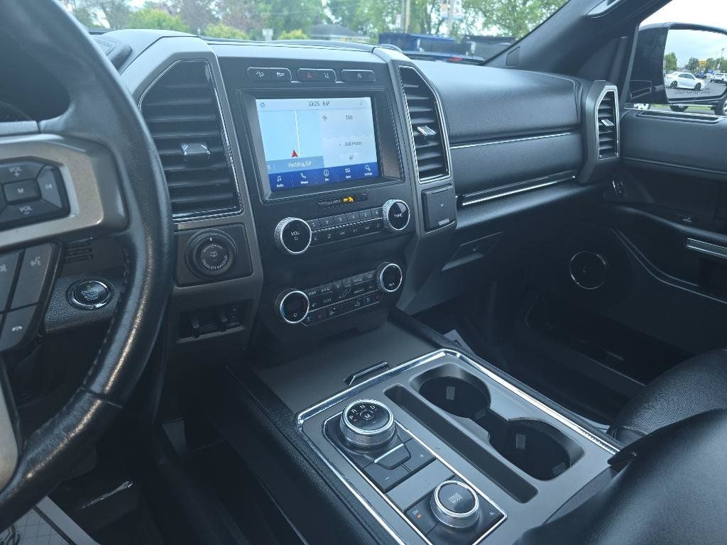 Used 2021 Ford Expedition XLT AWD/4WD image 29