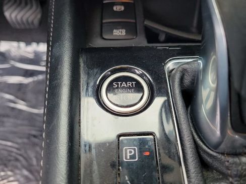 Used 2021 Nissan Kicks SV FWD image 33