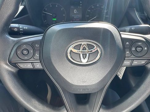 Used 2023 Toyota Corolla LE FWD image 14