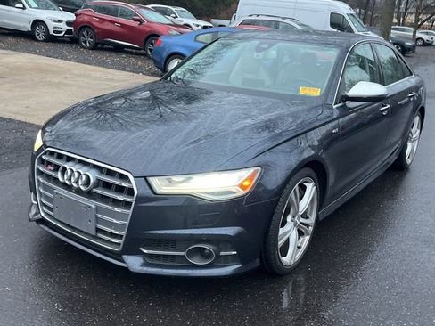 Used 2016 Audi S6 Prestige w/ Prestige Package image 2