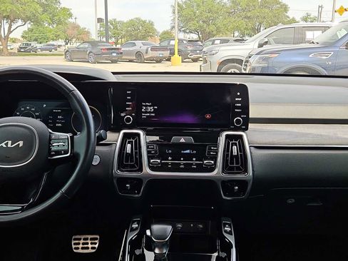 Used 2022 Kia Sorento SX Prestige AWD/4WD image 14