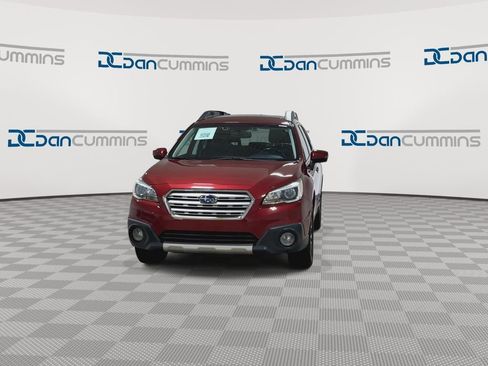 Used 2016 Subaru Outback 2.5i Limited image 4