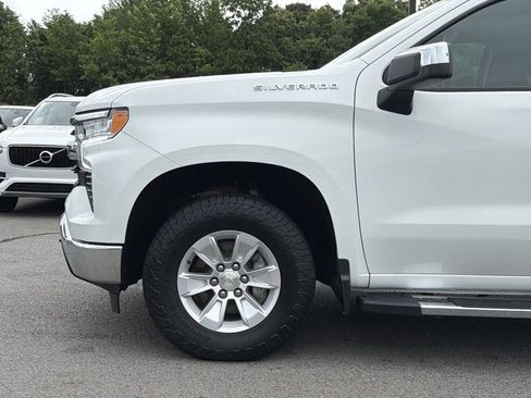 Used 2023 Chevrolet Silverado 1500 LT w/ Protection Package AWD/4WD image 9