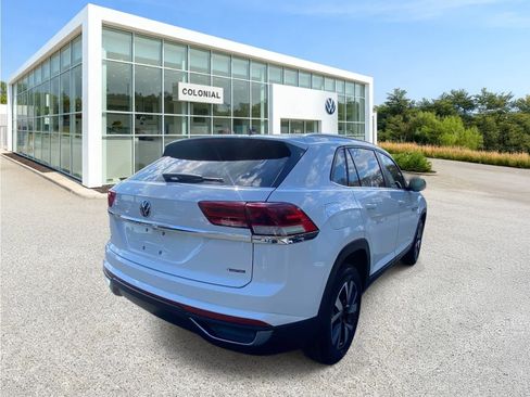 Used 2023 Volkswagen Atlas Cross Sport SE AWD/4WD image 5