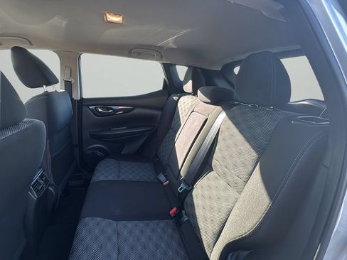 Used 2017 Nissan Rogue Sport SV AWD/4WD image 14