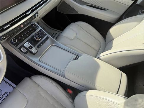 Used 2024 Hyundai Palisade Calligraphy image 15