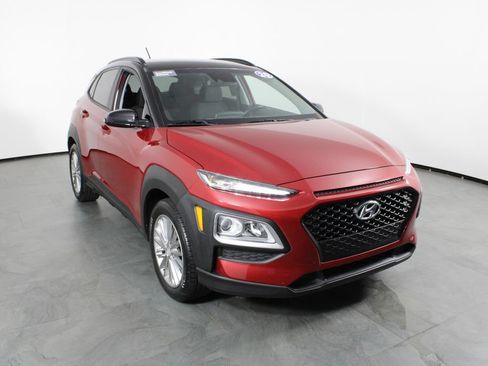 Used 2020 Hyundai Kona SEL w/ Cargo Package FWD image 4