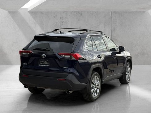Used 2023 Toyota RAV4 XLE Premium image 5