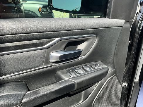 Used 2019 RAM 1500 Big Horn AWD/4WD image 12