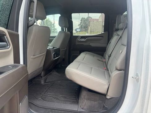 Used 2024 GMC Sierra 1500 SLT w/ SLT Premium Plus Package AWD/4WD image 12