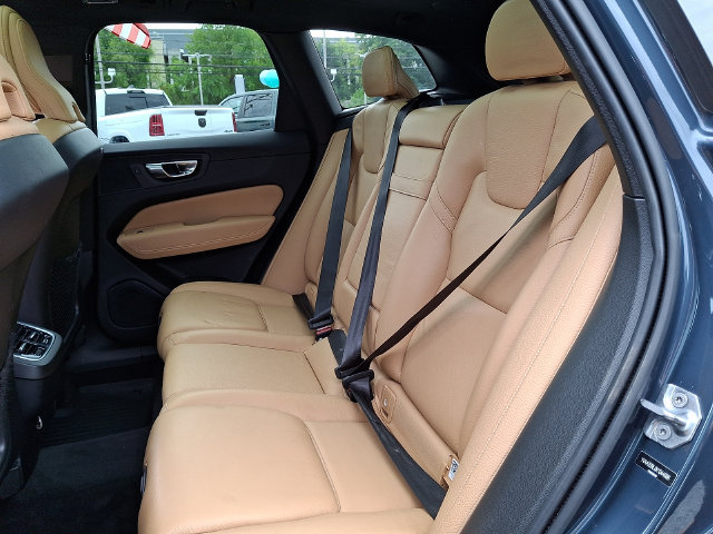Used 2019 Volvo XC60 T6 Inscription w/ Protection Package Premier AWD/4WD image 10