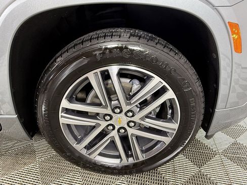 Used 2023 Chevrolet Traverse High Country image 19
