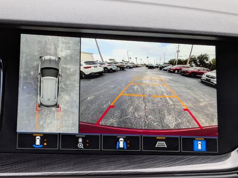 Used 2023 Buick Envision Essence w/ Technology Package I FWD image 32