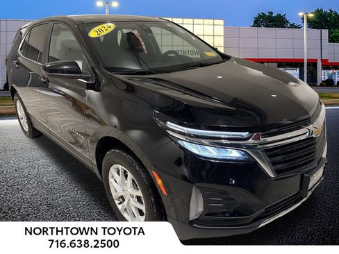 Used 2024 Chevrolet Equinox LT image 1