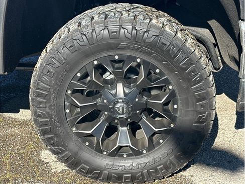 Used 2020 Chevrolet Silverado 2500 LT w/ All Star Edition image 10