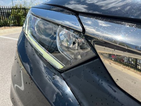 Used 2022 Honda HR-V EX image 11