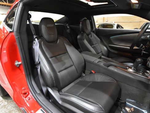 Used 2010 Chevrolet Camaro SS w/ RS Package RWD image 31