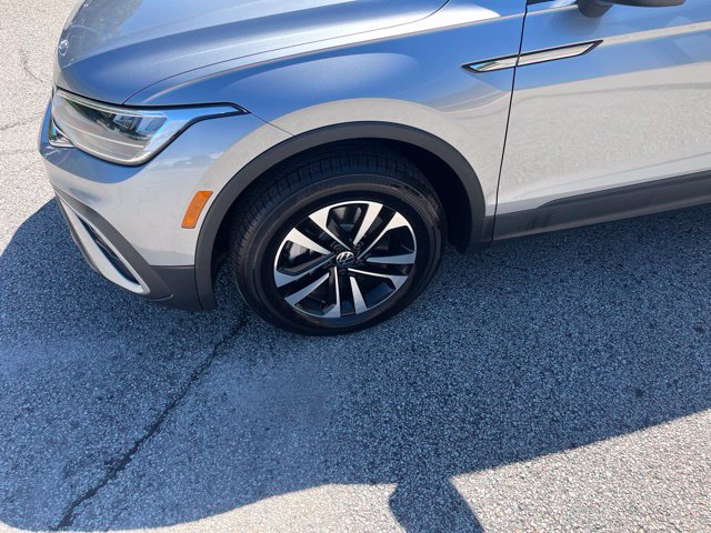 Certified 2024 Volkswagen Tiguan S AWD/4WD image 17