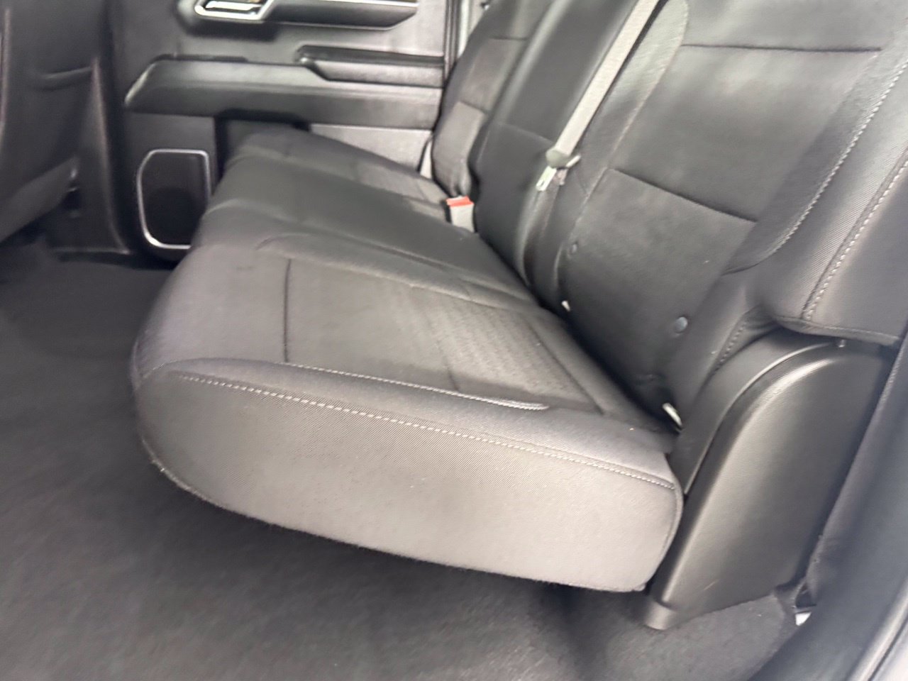 Used 2024 Chevrolet Silverado 1500 LT AWD/4WD image 29