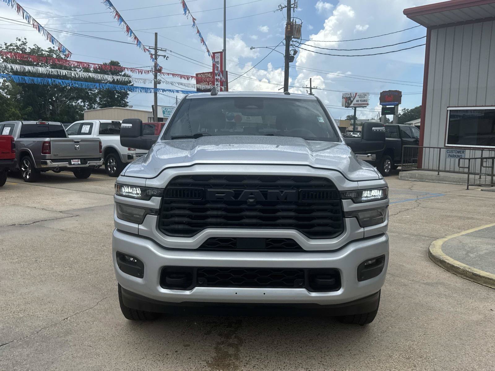 Used 2026 RAM 2500 Big Horn AWD/4WD image 2