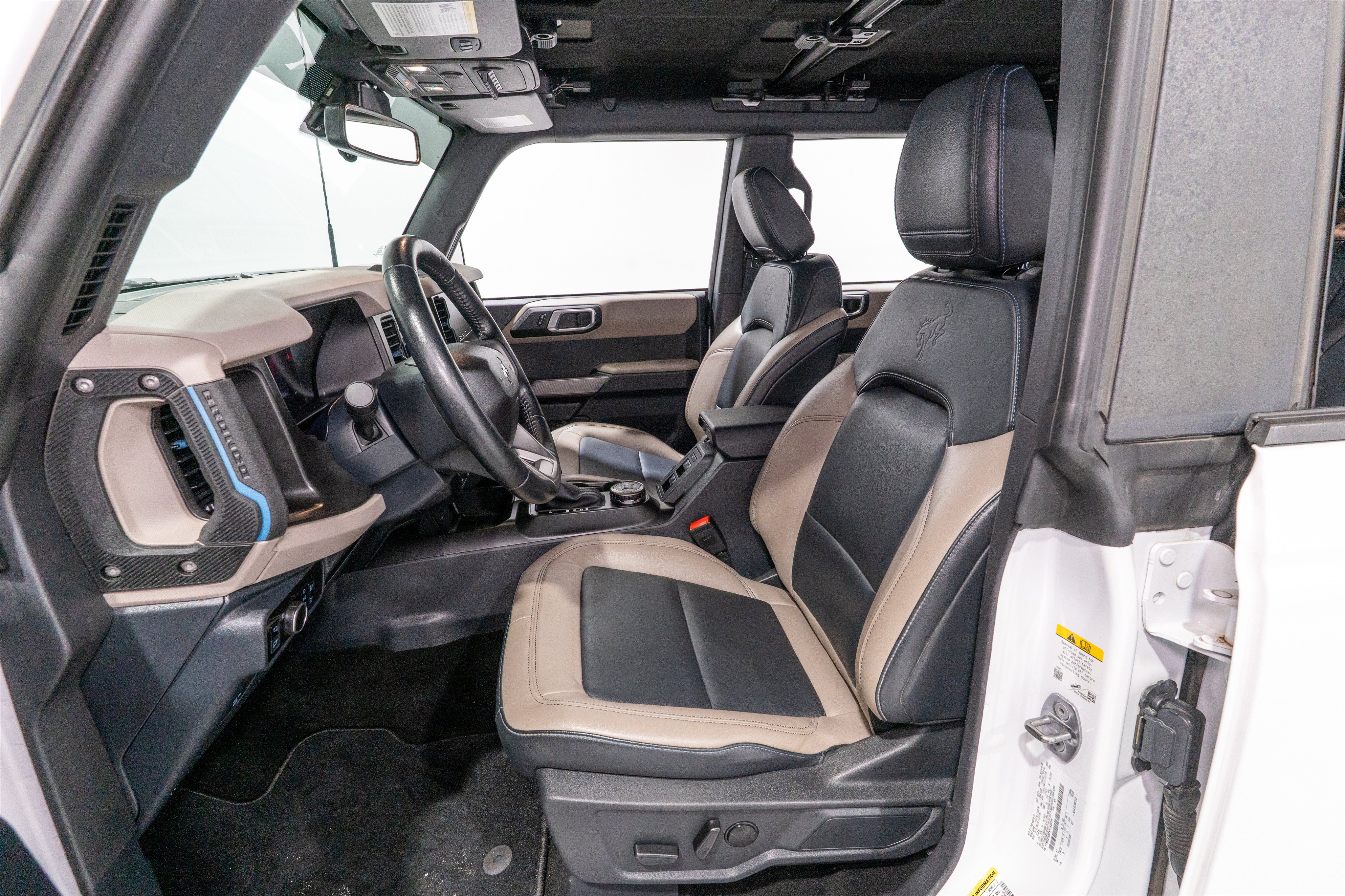 Used 2023 Ford Bronco Wildtrak AWD/4WD image 16