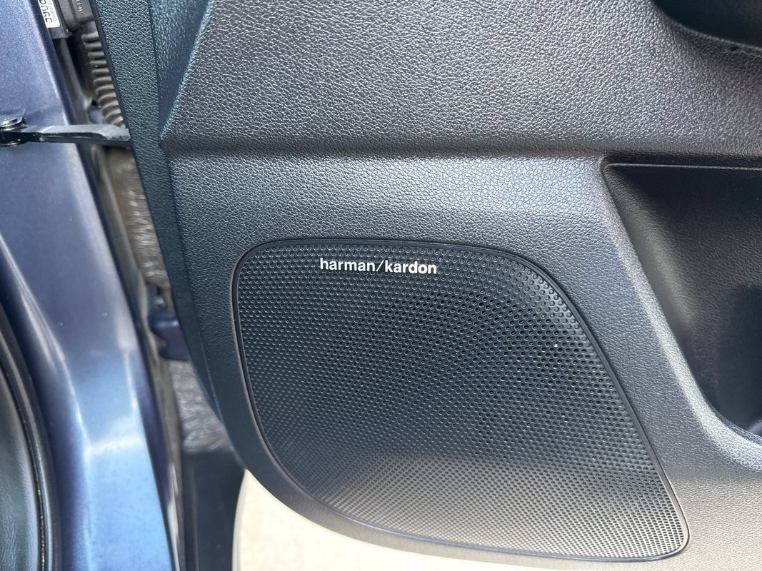 Used 2020 Kia Sportage EX w/ EX Technology Package AWD/4WD image 19