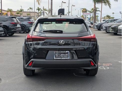 New 2026 Lexus UX 300h AWD image 6