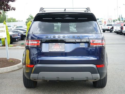 Used 2018 Land Rover Discovery HSE image 4
