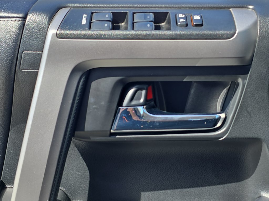 Used 2019 Toyota 4Runner SR5 Premium AWD/4WD image 30