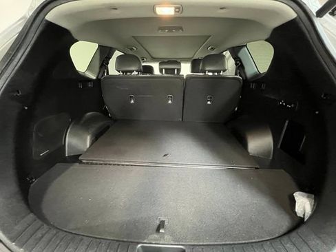 Used 2022 Hyundai Santa Fe SEL w/ Convenience + Premium Package FWD image 14