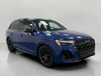 Used 2025 Audi SQ7 Prestige video 1