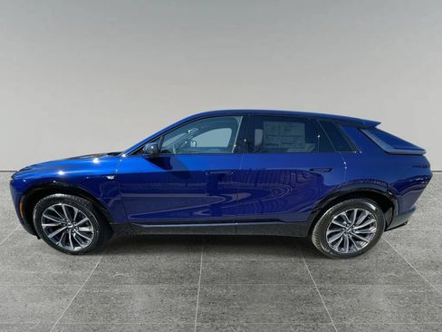New 2026 Cadillac Lyriq Sport AWD/4WD image 2