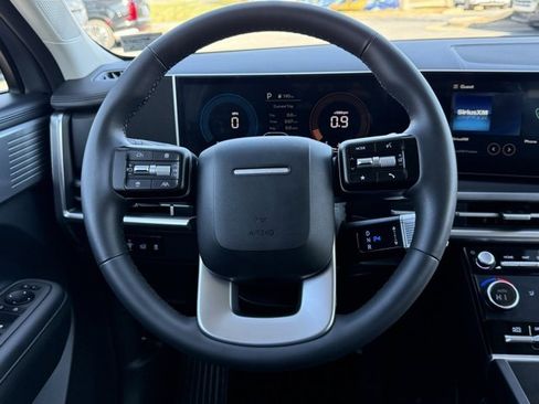 Used 2025 Hyundai Santa Fe SEL image 24