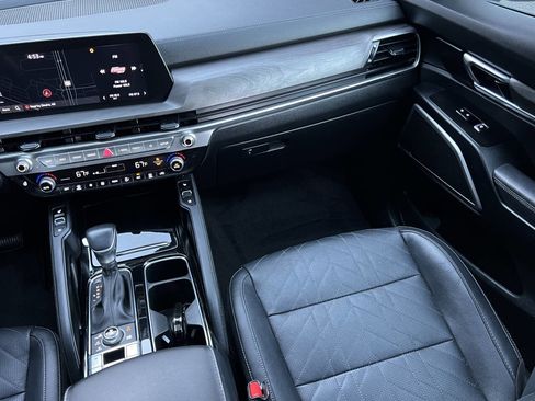 Used 2024 Kia Telluride EX X-Line image 22