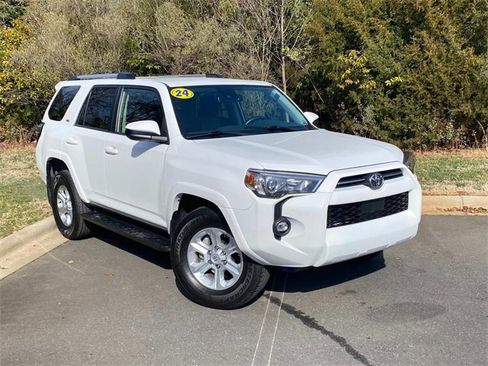 Used 2024 Toyota 4Runner SR5 image 1