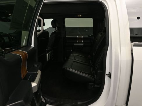 Used 2018 Ford F150 Lariat image 14