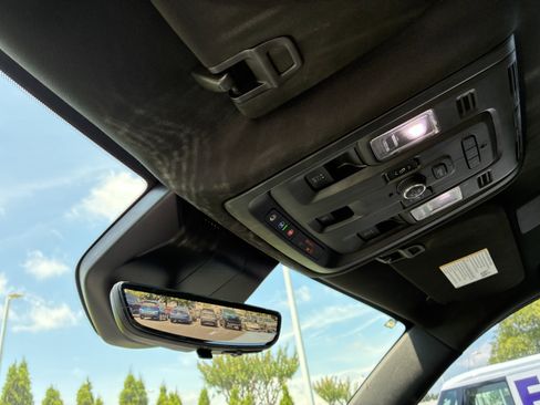 Used 2023 Cadillac Escalade Sport AWD/4WD image 41
