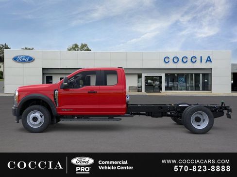 New 2026 Ford F550 4x4 SuperCab Super Duty image 3