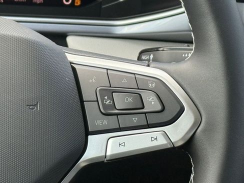 New 2026 Volkswagen Taos SEL image 16