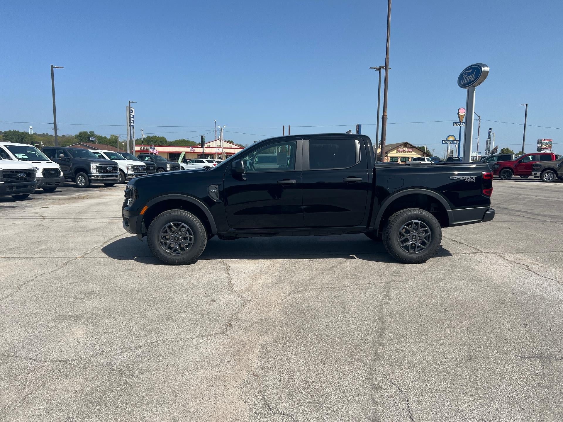 New 2026 Ford Ranger XLT w/ Convenience Package AWD/4WD image 6