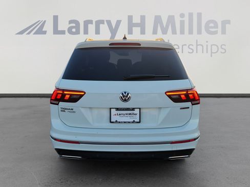 Used 2019 Volkswagen Tiguan SEL R-Line w/ 3rd Row Seat Package image 5