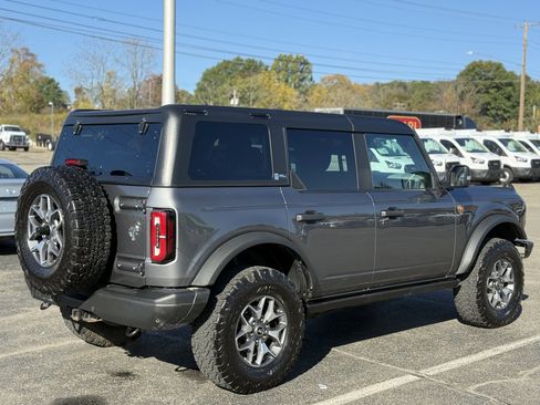 Certified 2022 Ford Bronco Badlands image 2
