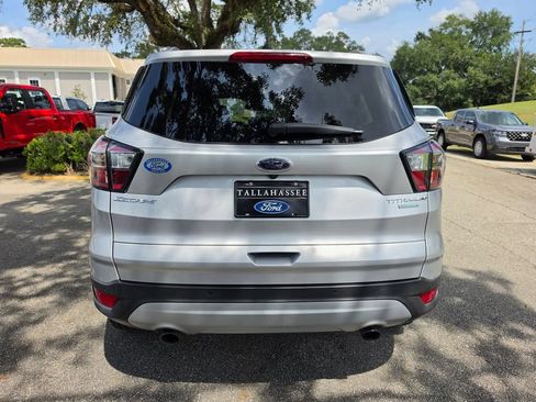 Used 2017 Ford Escape Titanium w/ Equipment Group 301A FWD image 3