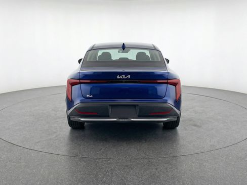 Used 2025 Kia K4 LXS image 7