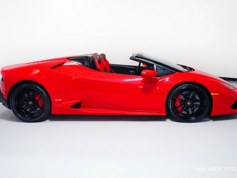 Used 2017 Lamborghini Huracan LP 610-4 AWD/4WD image 4