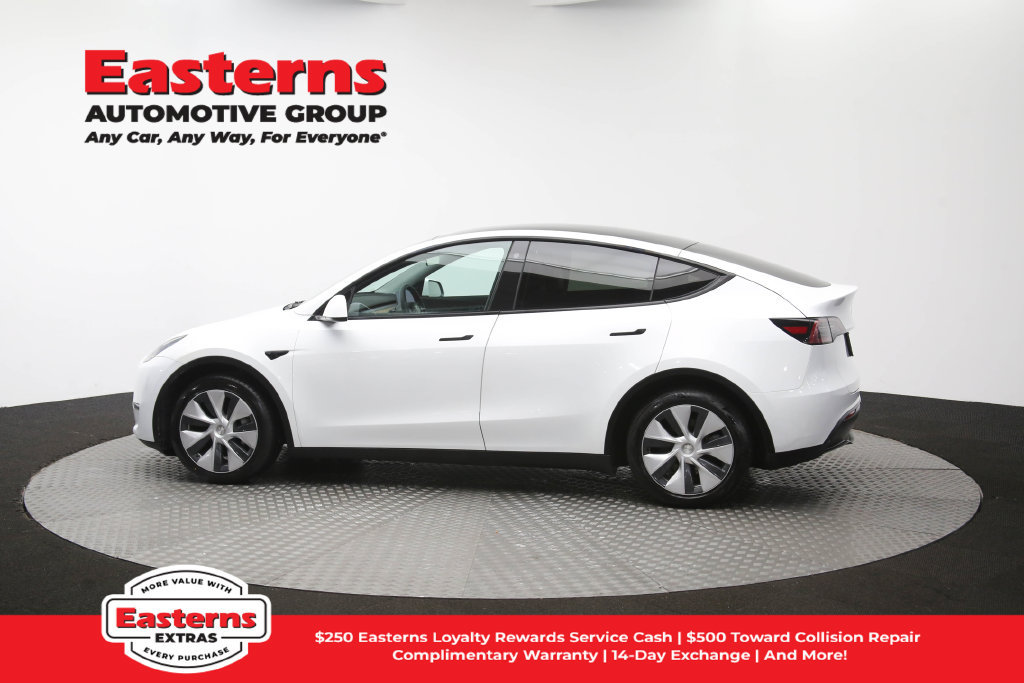 Used 2022 Tesla Model Y Long Range AWD/4WD image 57